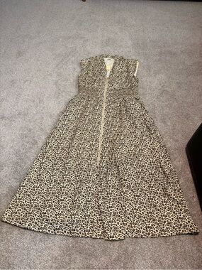 Jodifl Sleeveless Zip-Front Leopard Print Midi Dress - Beige & Black